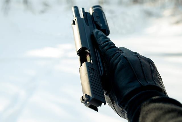 How To Use Your Gas Airsoft Pistol In The Cold