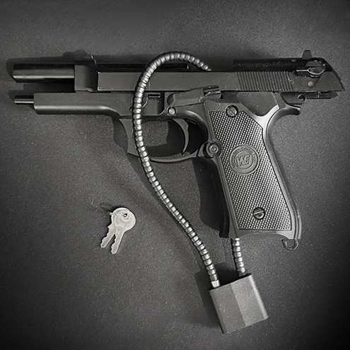 lock pistol 1