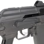 ak7